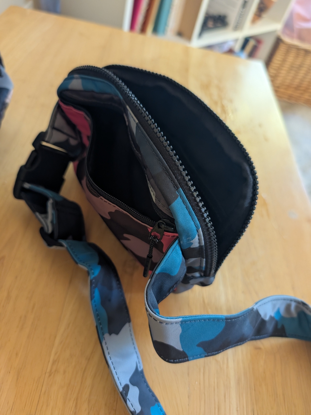 Lululemon Everyday Backpack 17L And Belt Bag Heritage Camo Pink Blue Grey Multi - Picture 3 of 4